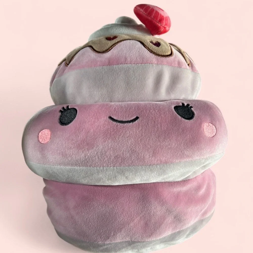 Plush Cupcake Toy - Pink